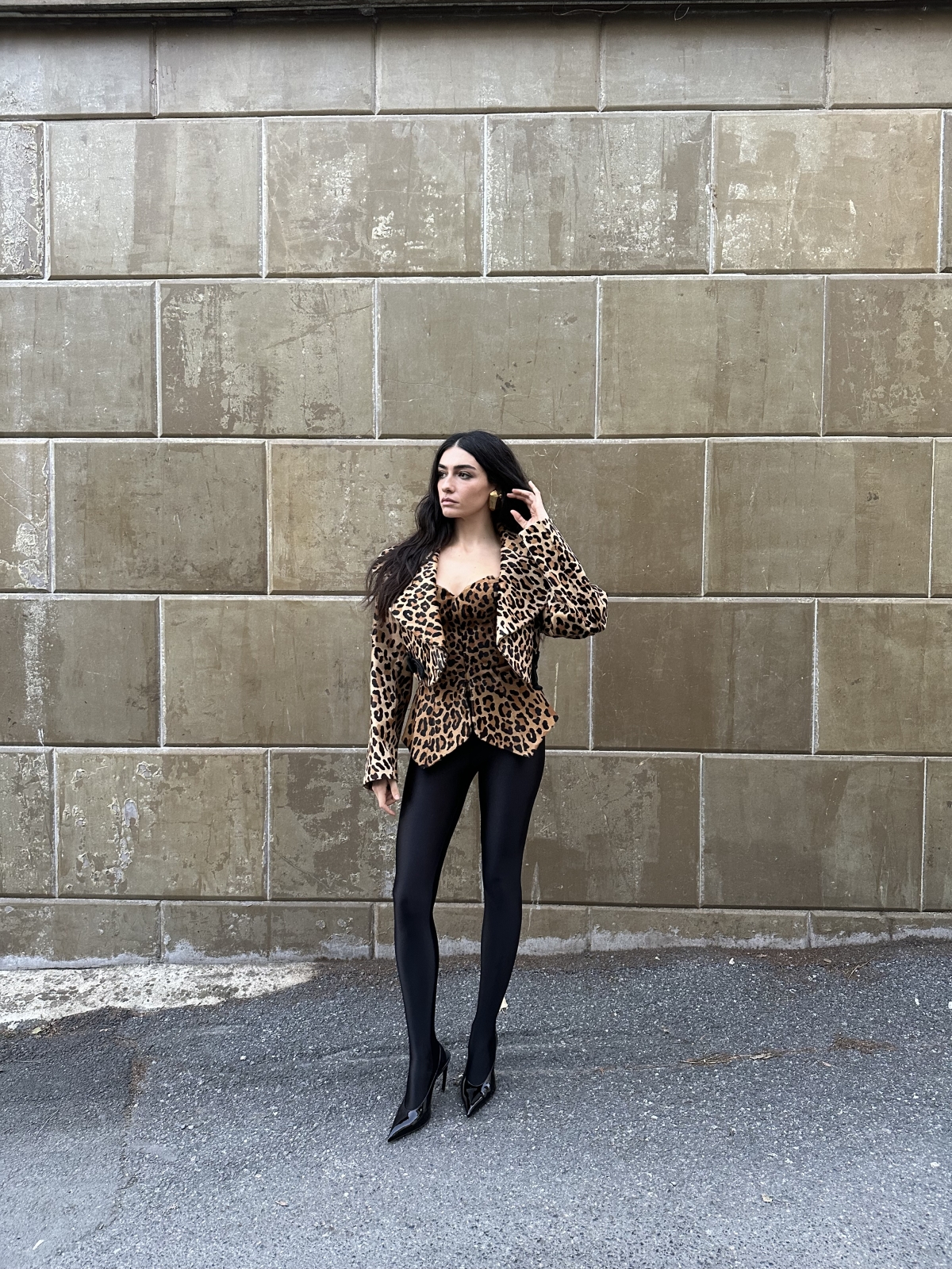 Hazar Ergüçlü'den Sosyal Medyada Stil Fırtınası